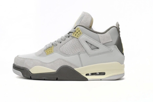 Husky Craft SE DV3742-021 Jordan Retro 4 Photon Dust 0820